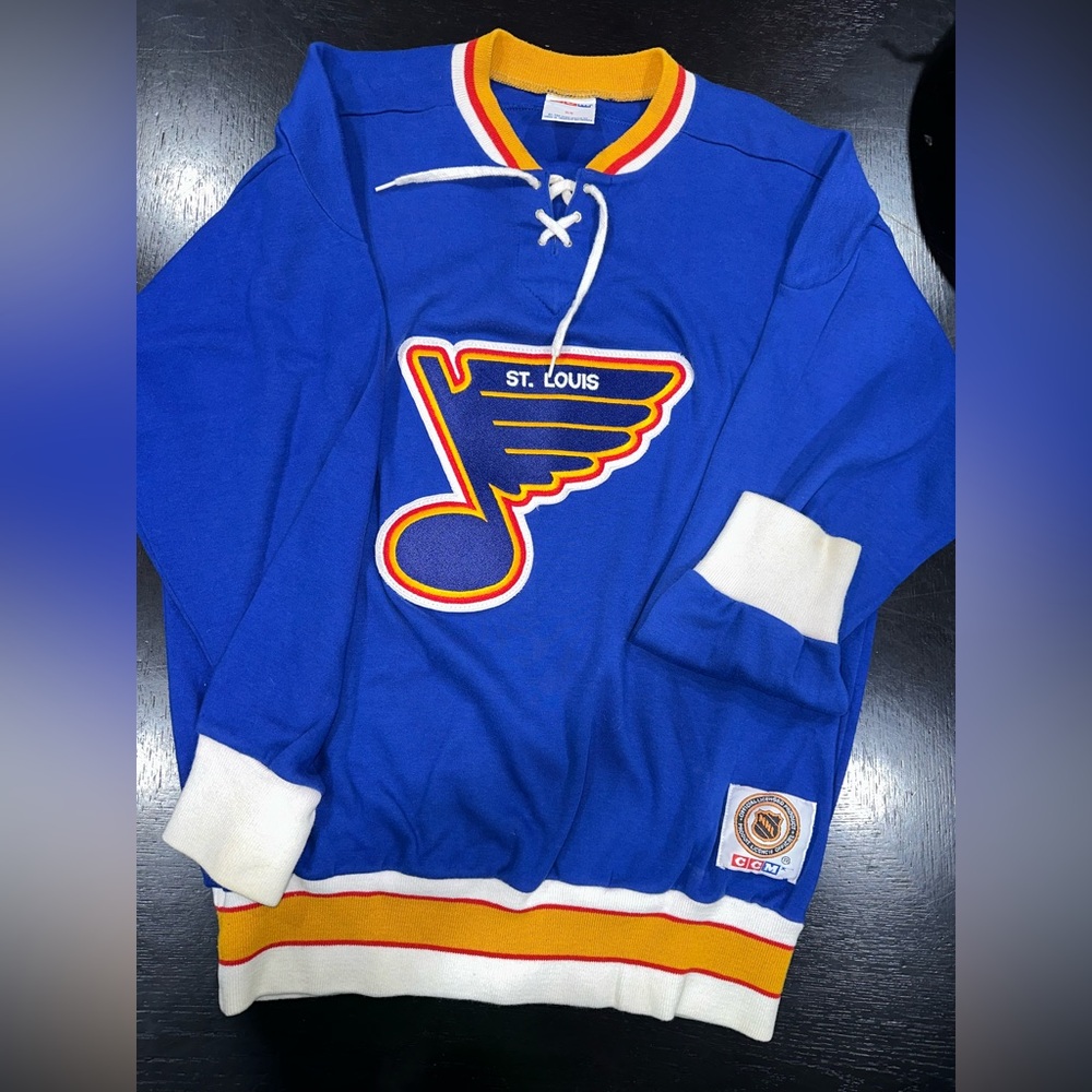St Louis Hockey Jersey Size‎ M